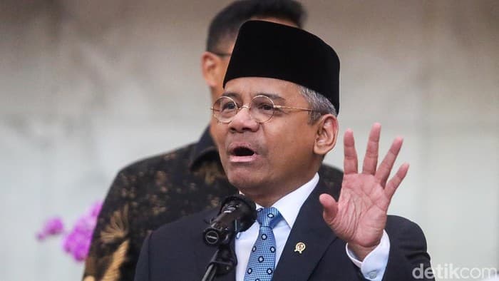 Wartawan Cecar Menkeu Suahasil: Bungkam Soal Utang Whoosh Hingga Target Dividen Danantara Rp 120 T